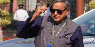 କଂଗ୍ରେସ ସାଂସଦ ଶଶି ଥରୁରଙ୍କ କାରକେଡ୍ ଉପରକୁ ଆକ୍ରମଣ, ଡ୍ରାଇଭର୍ ଏବଂ ସୁରକ୍ଷାକର୍ମୀ ଆହତ