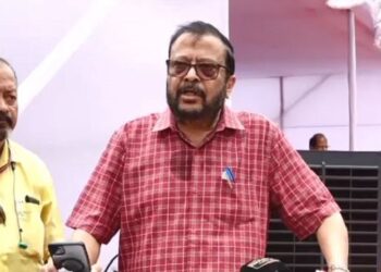 ଖୁବଶୀଘ୍ର ହିଟୱେଭ୍ ସେଣ୍ଟର ଖୋଲିବେ ରାଜ୍ୟ ସରକାର, ମନ୍ତ୍ରୀ ସୁରେଶ ପୂଜାରୀଙ୍କ ସୂଚନା