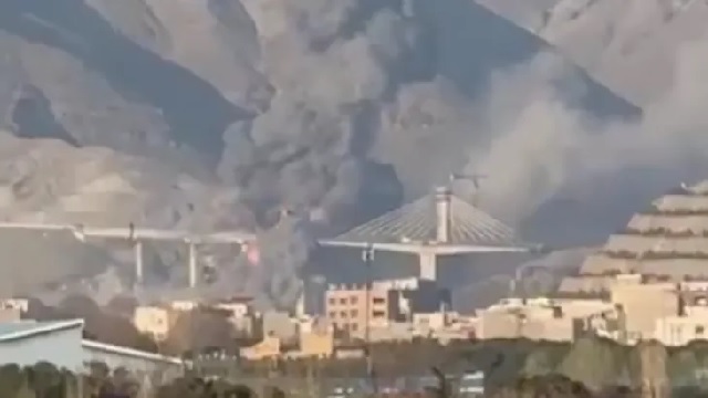 ତେହେରାନ ଉପରେ ଏୟାରଷ୍ଟ୍ରାଇକ, ୧୩ ମୃତ