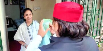 ବେଙ୍ଗଲରେ ପରାଜୟ ପରେ ମମତାଙ୍କୁ ଭେଟିଲେ ଅଖିଳେଶ, ବଢାଇଲେ ମନୋବଳ