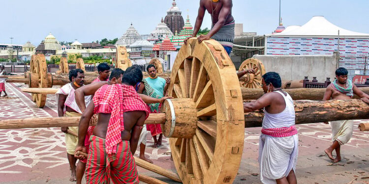 ରଥଖଳାରେ ବିବାଦ, ରଥ ନିର୍ମାଣ କାର୍ଯ୍ୟ ବନ୍ଦ କଲେ ବିଶ୍ବକର୍ମା ମହାରଣା ସେବାୟତ