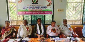 ରଣପୁର ମନ୍ଦାକିନୀ ସାହିତ୍ୟ ସଂସ୍କୃତି ସଂସଦର ସାହିତ୍ୟ ଉତ୍ସବ ଓ କବିତା ଆସର ଅନୁଷ୍ଠିତ, ମେଟ୍ରିକ ପରୀକ୍ଷାରେ କୃତିତ୍ୱ ଅର୍ଜନ କରିଥିବା ଏ-୧ ଛାତ୍ରଛାତ୍ରୀଙ୍କୁ ସମ୍ବର୍ଦ୍ଧନା