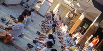 ପତଞ୍ଜଳି ପକ୍ଷରୁ ଭୂକମ୍ପରେ ପ୍ରାଣ ହରାଇଥିବା ବ୍ୟକ୍ତିମାନଙ୍କୁ ଶ୍ରଦ୍ଧାଞ୍ଜଳି ଜଣାଇ ସାମୁହିକ ଯଜ୍ଞ