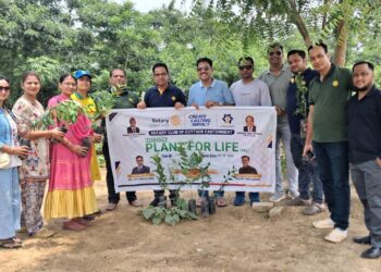 ରୋଟାରୀ କ୍ଲବ କଟକ କ୍ୟାଣ୍ଟନମେଣ୍ଟର ବୃକ୍ଷରୋପଣ ଉତ୍ସବ