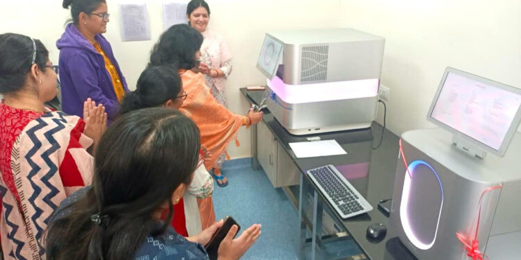 ଓଡ଼ିଶାରେ ପ୍ରଥମ: ଆଇଏମ୍ଏସ୍ ଓ ସମ୍ ହସ୍ପିଟାଲରେ ଅତ୍ୟାଧୁନିକ ମଲିକ୍ୟୁଲାର ଡାଏଗ୍ନୋସିସ୍ ଓ ଜିନୋମିକ୍ସ ଲ୍ୟାବ୍