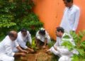 ଉମରକୋଟରେ ନିଆରା ଜନ୍ମଦିନ ପାଳନ : ଚତୁର୍ଥ ଶ୍ରେଣୀ ଛାତ୍ରୀ ସୃତିଜା ସୁବୁଦ୍ଧିଙ୍କ ଦ୍ୱାରା ବିଦ୍ୟାଳୟକୁ ପୁସ୍ତକାଳୟ ଉପହାର