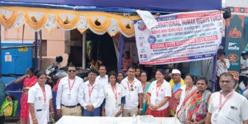 ଅନ୍ତର୍ଜାତୀୟ ମାନବ ଅଧିକାର ଫୋର୍ସ ର ଘୋଷଯାତ୍ରା ରେ ଭକ୍ତ ସେବା