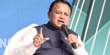 କେନ୍ଦୁପତ୍ର ତୋଳାଳୀ ପାଇଁ ମୁଖ୍ୟମନ୍ତ୍ରୀଙ୍କ ବଡ ଘୋଷଣା, କେରି ପିଛା ୧୦ ପଇସା, ଫାଳ ପିଛା ୨୦ ପଇସା ବୃଦ୍ଧି