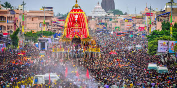ଦ୍ୱିତୀୟ ଦିନରେ ପୁରୀରେ ପୁଣି ଆରମ୍ଭ ହେଲା ରଥଟଣା, କାଳିଆ ଦର୍ଶନ ପାଇଁ ଲକ୍ଷାଧିକ ଭକ୍ତ