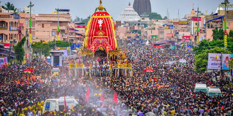 ଦ୍ୱିତୀୟ ଦିନରେ ପୁରୀରେ ପୁଣି ଆରମ୍ଭ ହେଲା ରଥଟଣା, କାଳିଆ ଦର୍ଶନ ପାଇଁ ଲକ୍ଷାଧିକ ଭକ୍ତ