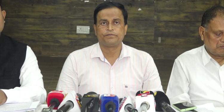 ଆଇପିଏସ୍ ଅଧିକାରୀ ଡ଼ି.ଏସ୍‌.କୁଟ୍ଟେ ଓ ଆଶିଷ କୁମାର ସିଂହଙ୍କ ବିରୋଧରେ ତୁରନ୍ତ ବିଭାଗୀୟ କାର୍ଯ୍ୟାନୁଷ୍ଠାନ ଏବଂ ବବି ଦାସଙ୍କ ସରକାରୀ କ୍ୱାର୍ଟରରେ ବେଆଇନ ବଙ୍ଗଳା ନିର୍ମାଣ ବିରୁଦ୍ଧରେ କାର୍ଯ୍ୟାନୁଷ୍ଠାନ ଦାବି କଲା ଓସା
