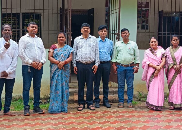 ପମ୍ପଡ଼ା ପ୍ରାଥମିକ ବିଦ୍ୟାଳୟ ଓ ଜିଲ୍ଲା ଶିକ୍ଷା ପ୍ରଶିକ୍ଷଣ ପ୍ରତିଷ୍ଠାନରେ ବିଶେଷଜ୍ଞ ଦଳର ସମୀକ୍ଷା