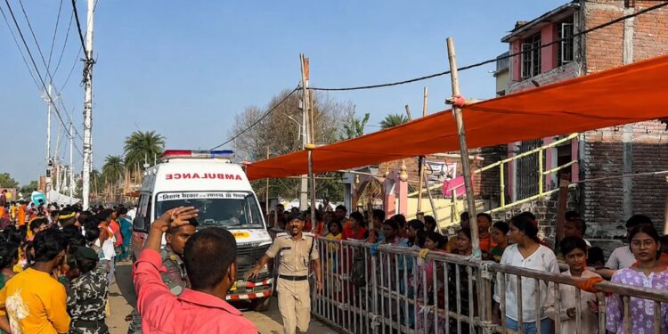 ଅଶୋକଧାମ ପରେ ମହାକାଳ ମନ୍ଦିରରେ ଦଳାଚକଟା ସ୍ଥିତି, ଅନେକ ଶ୍ରଦ୍ଧାଳୁ ଆହତ