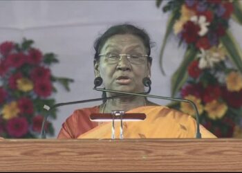ଯୁବପିଢ଼ିଙ୍କୁ ରାଷ୍ଟ୍ରପତିଙ୍କ ବଡ଼ ବାର୍ତ୍ତା, ବିକଶିତ ଭାରତ ପାଇଁ ଦକ୍ଷ ଯୁବଶକ୍ତି ଆବଶ୍ୟକ
