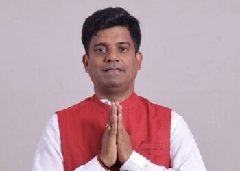 ରେଭେନ୍ସା ବିଶ୍ୱବିଦ୍ୟାଳୟର ଅଧ୍ୟାପକଙ୍କ ବିରୁଦ୍ଧରେ ବାଚସ୍ପତିଙ୍କୁ ଚିଠି ଲେଖିଲେ କଟକ ବିଧାୟକ