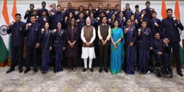 CWG ଚାମ୍ପିଅନ୍ସଙ୍କୁ ସାକ୍ଷାତ କଲେ ପ୍ରଧାନମନ୍ତ୍ରୀ, ଦେଶକୁ ଦେଲେ ଏଭଳି ବାର୍ତ୍ତା