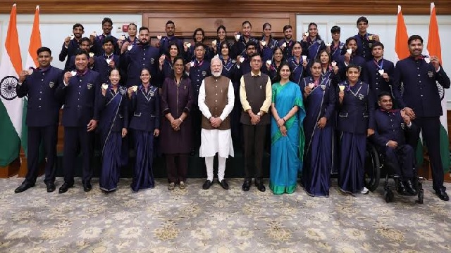 CWG ଚାମ୍ପିଅନ୍ସଙ୍କୁ ସାକ୍ଷାତ କଲେ ପ୍ରଧାନମନ୍ତ୍ରୀ, ଦେଶକୁ ଦେଲେ ଏଭଳି ବାର୍ତ୍ତା