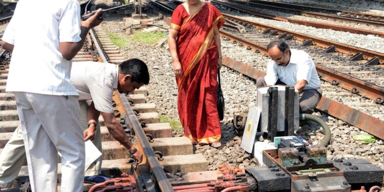 ରେଳ କର୍ମଚାରୀଙ୍କୁ କେନ୍ଦ୍ର ସରକାରଙ୍କ ପୂଜା ଭେଟି, ମିଳିବ ୭୮ ଦିନର ବୋନସ